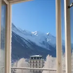 Alpine Mont Blanc View Parking Шамони